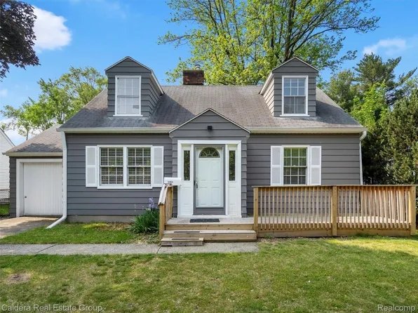 1261 W Troy St, Ferndale, MI 48220