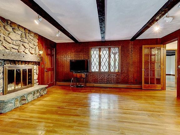 2nd image of 17 Georgiana Dr