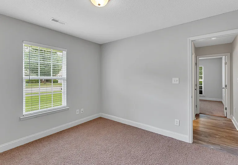 211 High Green Dr — Photo 8