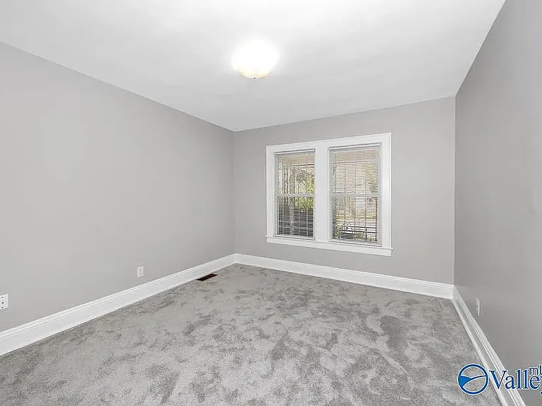 2112 Summer St SW — Photo 14