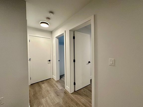 2nd image of 6211 Sumas St
