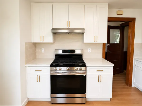 17 Oakledge St #2, Arlington, MA 02474