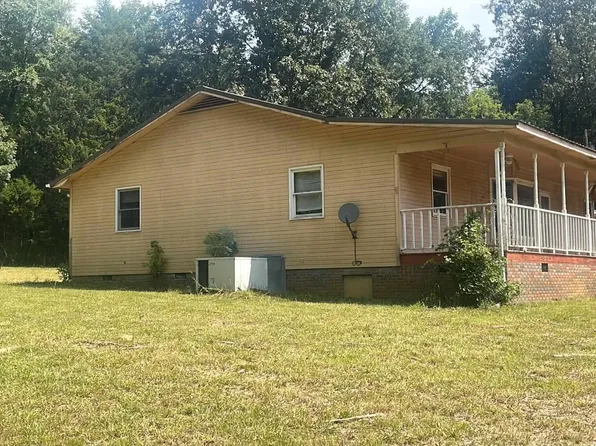 364 Christie Dr, Scottsboro, AL 35768