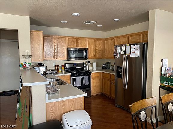 2nd image of 7185 Dravite Ct