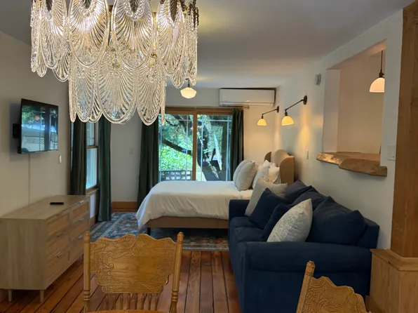 532 Coyote St #B, Nevada City, CA 95959