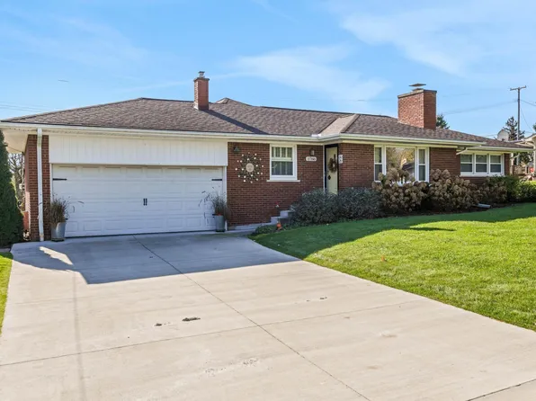 11788 31 Mile Rd, Washington, MI 48095