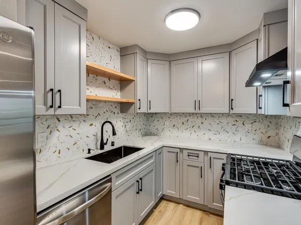 2323 Adrian St #2323, Napa, CA 94558