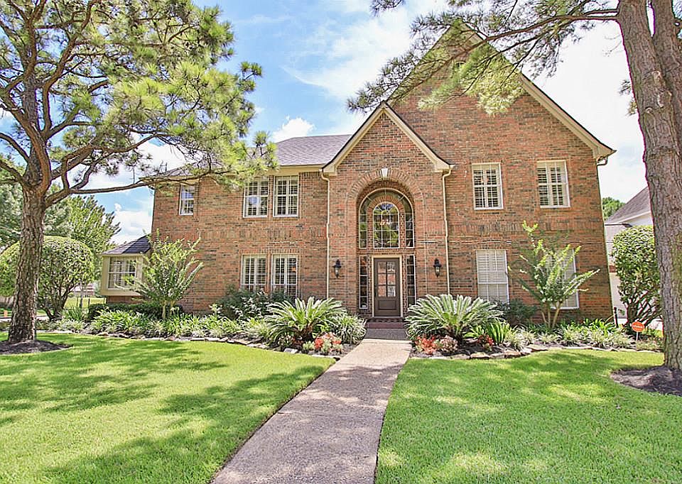 1st image of 7414 Holly Court Est