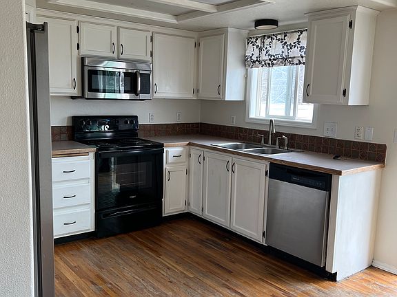 2nd image of 4719 Oxbow Ave