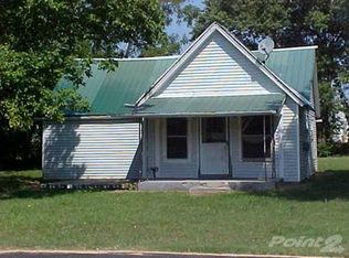 335 E Washington St, Seymour, MO 65746