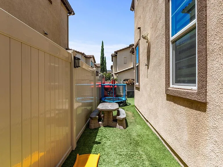 1704 Cal Orchid Pl #3 — Photo 19