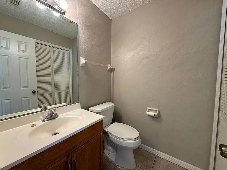 1643 Sandy Point Sq #72 — Photo 10