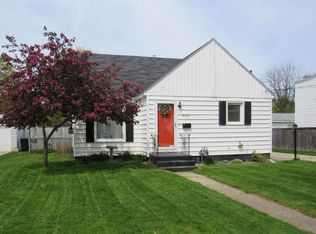 717 Den Hertog St SW, Wyoming, MI 49509