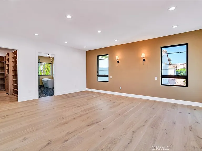 13838 Milbank St — Photo 18
