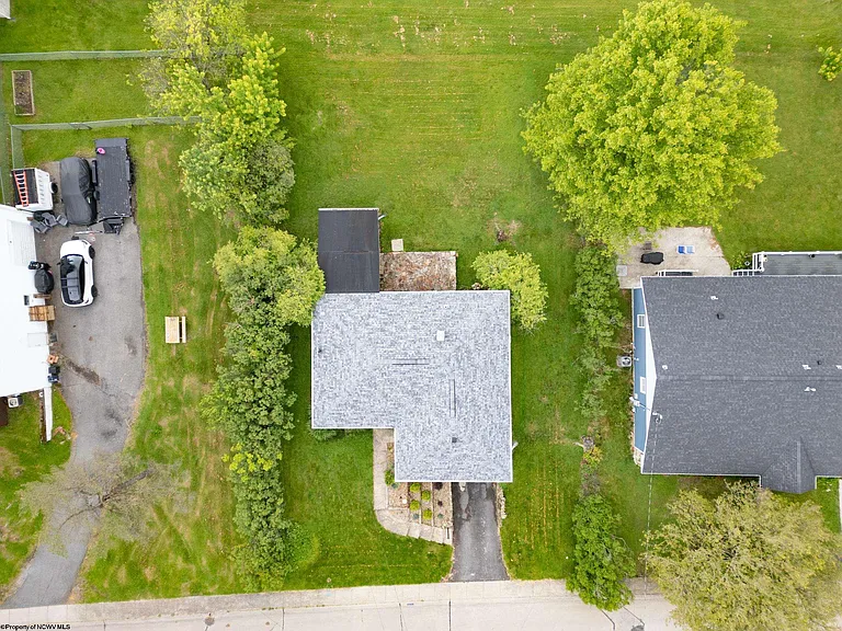 1217 Corvet Ave — Photo 29