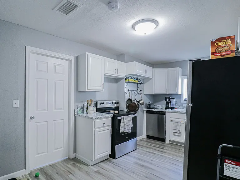 311 Harrison St — Photo 19