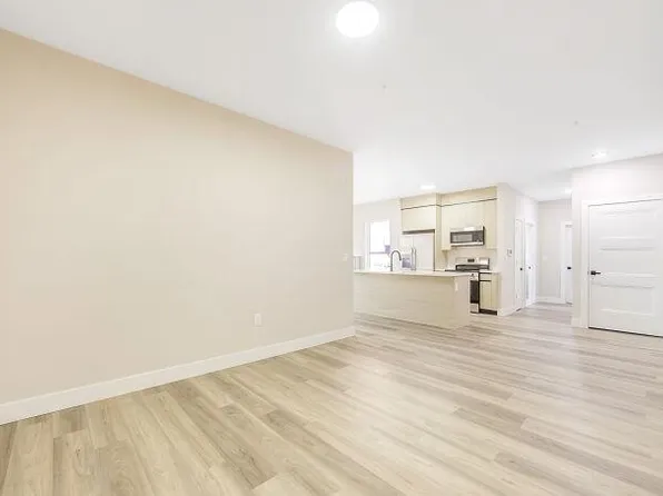 304 61st Street image 13 of 44