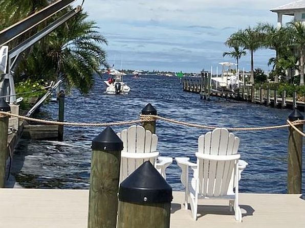 541 Bayside Dr
