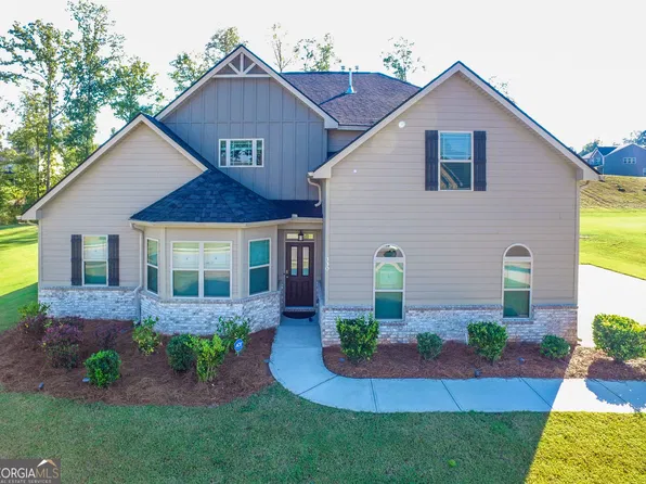 330 Darien Dr, Senoia, GA 30276