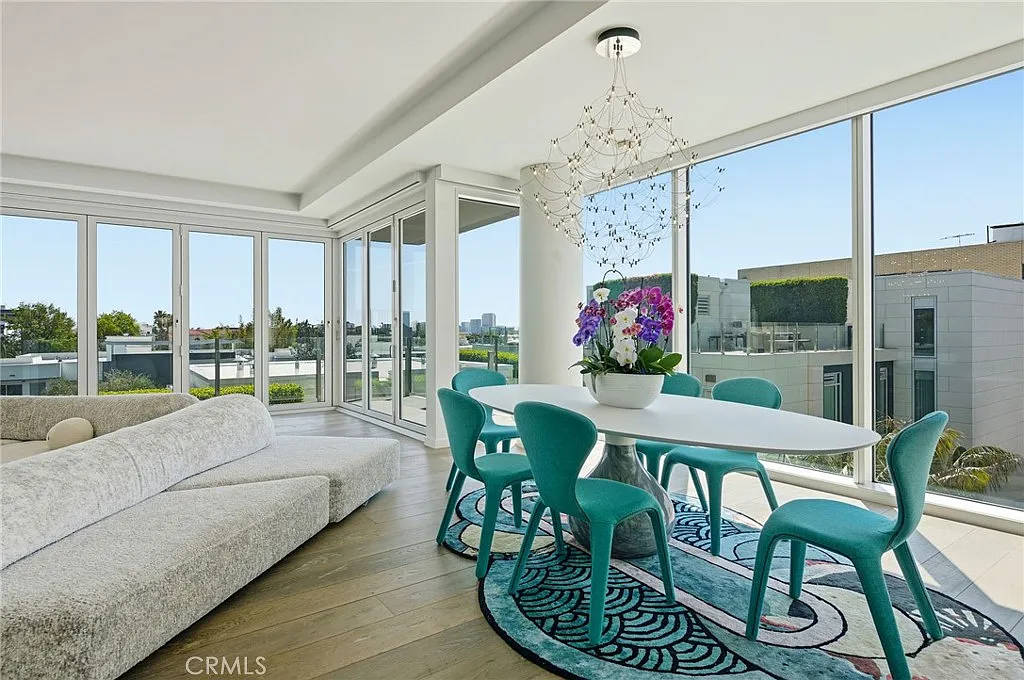 1 bed, 2060 sqft, $22,000 — Photo 4