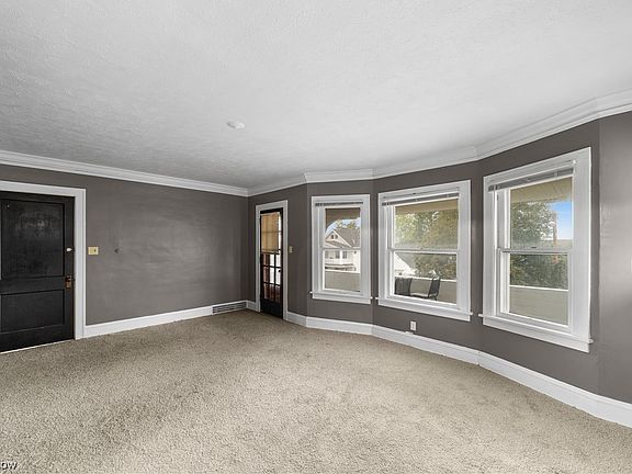 5th image of 4765 E 90th St