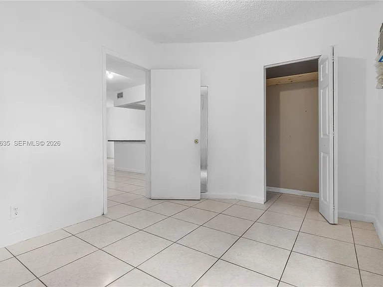 3061 NE 4th Ave — Photo 10