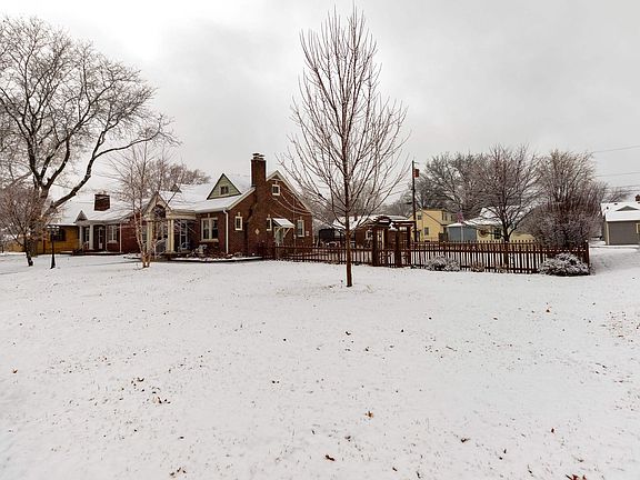2nd image of 2915 24th Ave #A