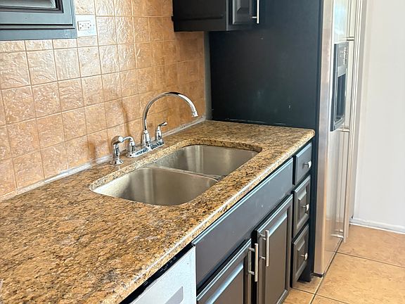 3rd image of 3113 W Aster Dr