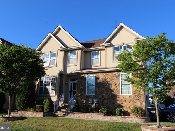 404 Morning Glory Dr
