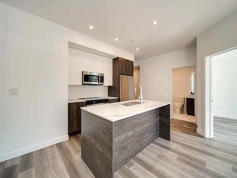 10015 113th St NW — Photo 15