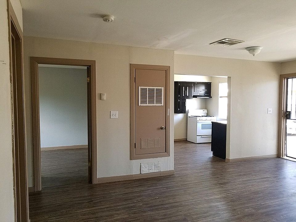 1st image of 187 N Awbrey St APT 4
