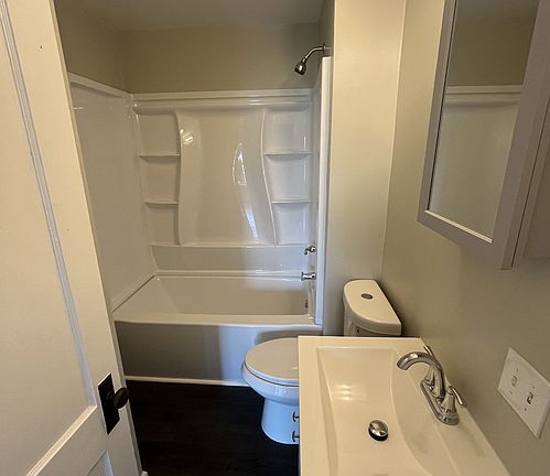 3rd image of 504 Odell Ave #2