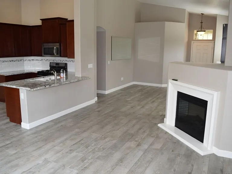 1902 Horseshoe Glen Cir — Photo 7