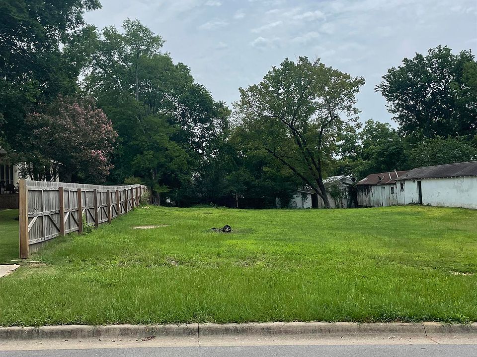 2nd image of 510 S Market