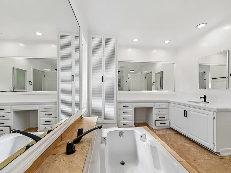11688 Bellagio RD — Photo 28