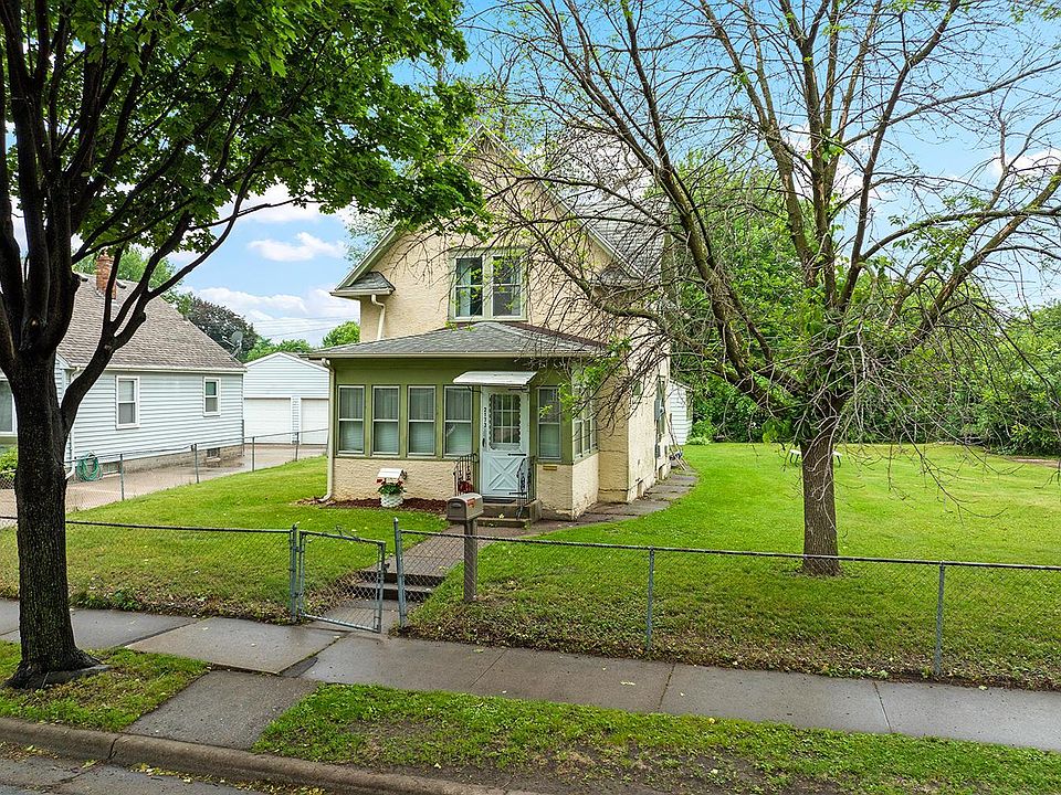 1st image of 2173 Nortonia Ave