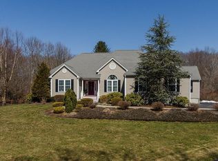 221 Paine Rd, North Attleboro, MA 02760