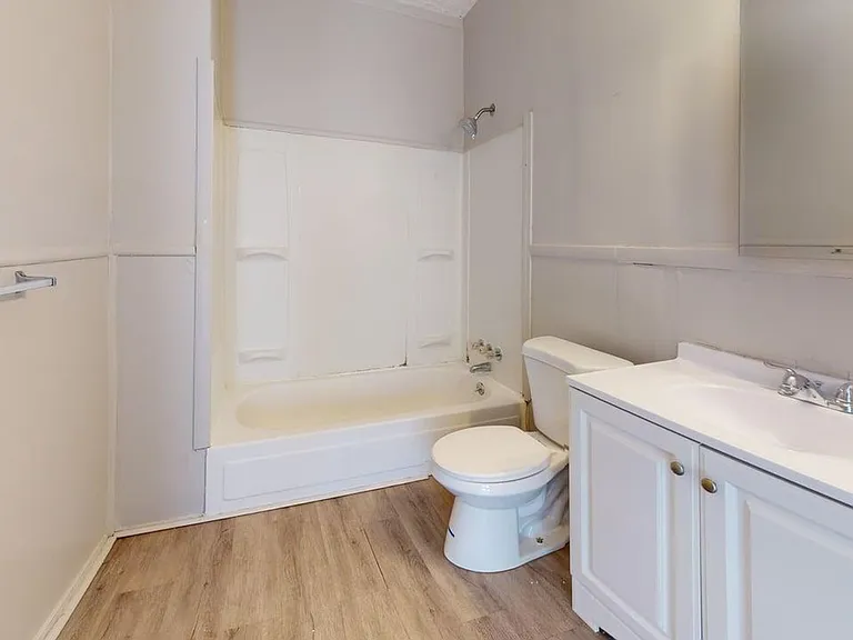 4601 Memphis Ave — Photo 9