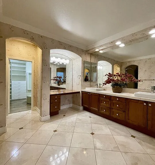 991 Deerhill Rd — Photo 13