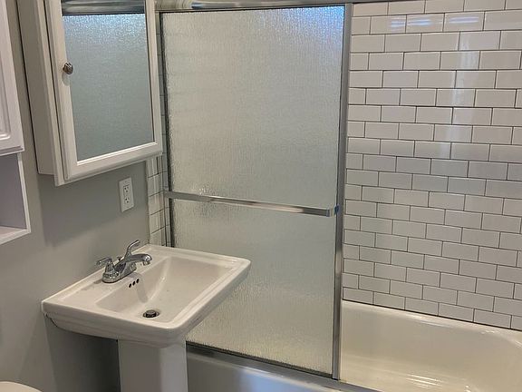 4th image of 4473 Central Ave #0