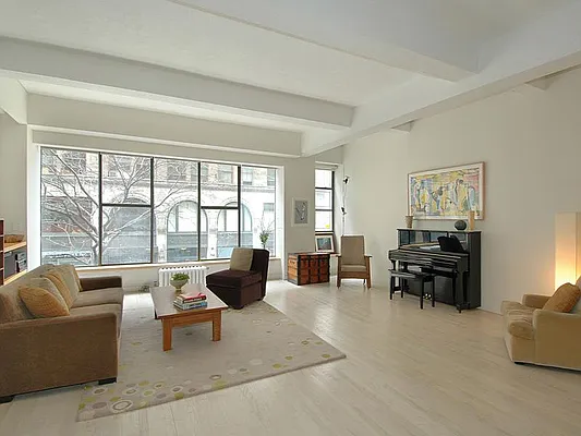 Sold by Sotheby's International Realty | media 16