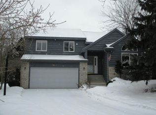 3602 Chimney Hill Ct, Valparaiso, IN 46383