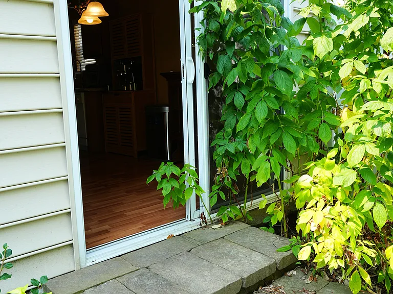 6258 Maple Glen Dr — Photo 11