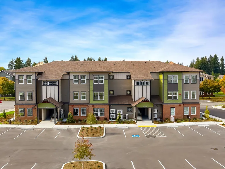 Ward Lake Apartments — Photo 19