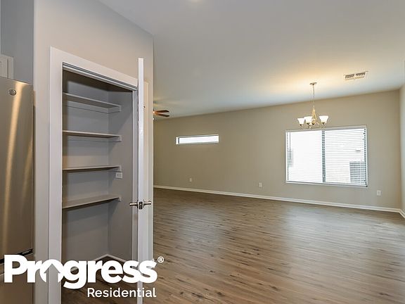 4th image of 380 E Placita Nodo