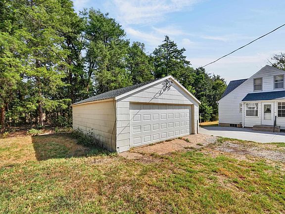 4th image of 1145 State Road 14