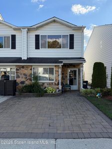 22 Carlyle Grn, Staten Island, NY, 10312