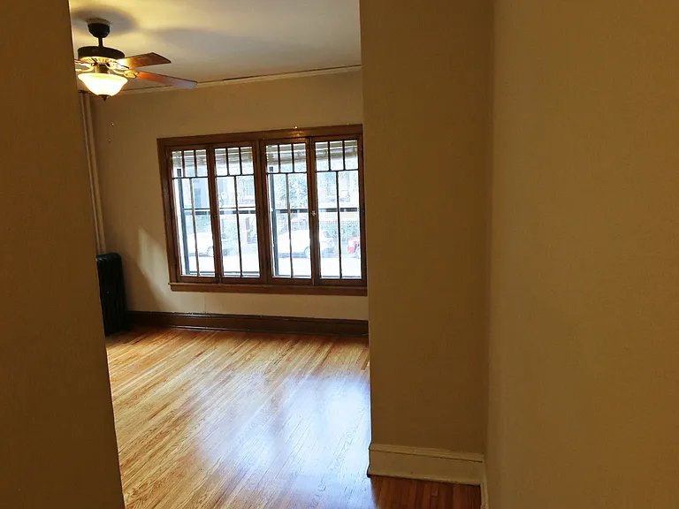 Grand and Dale Apartments — Photo 24