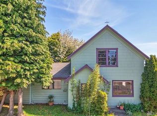 1126 Tyler St, Port Townsend, WA 98368