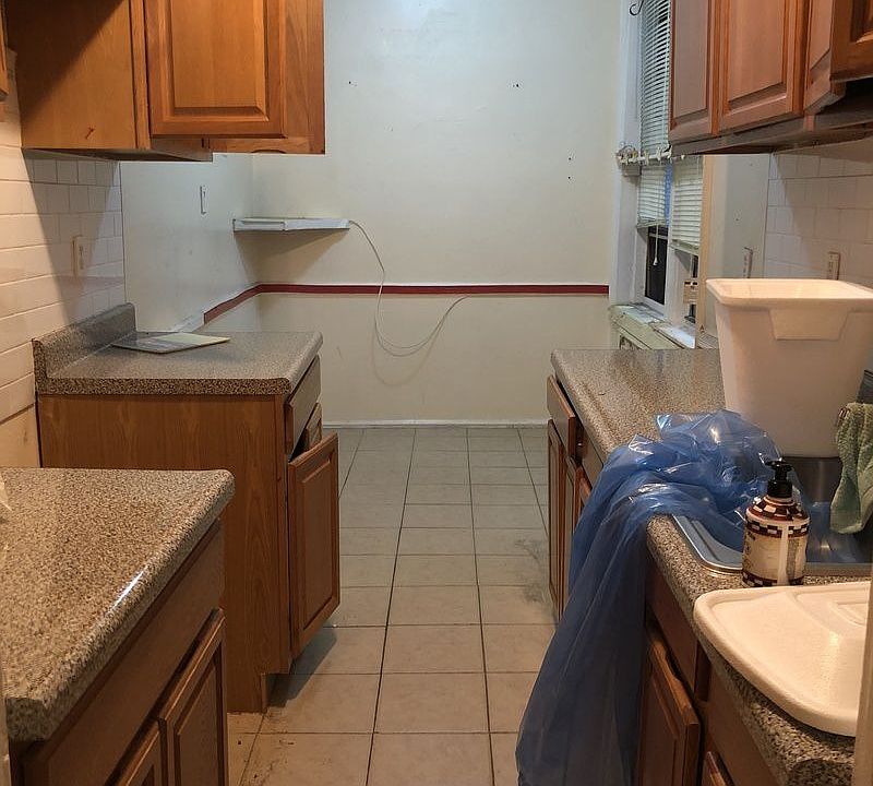 1st image of 100 Linden Blvd APT 1E